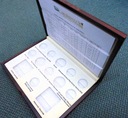 232. Kaseta Numizmato DE LUXE AG 2006 - na monety srebrne