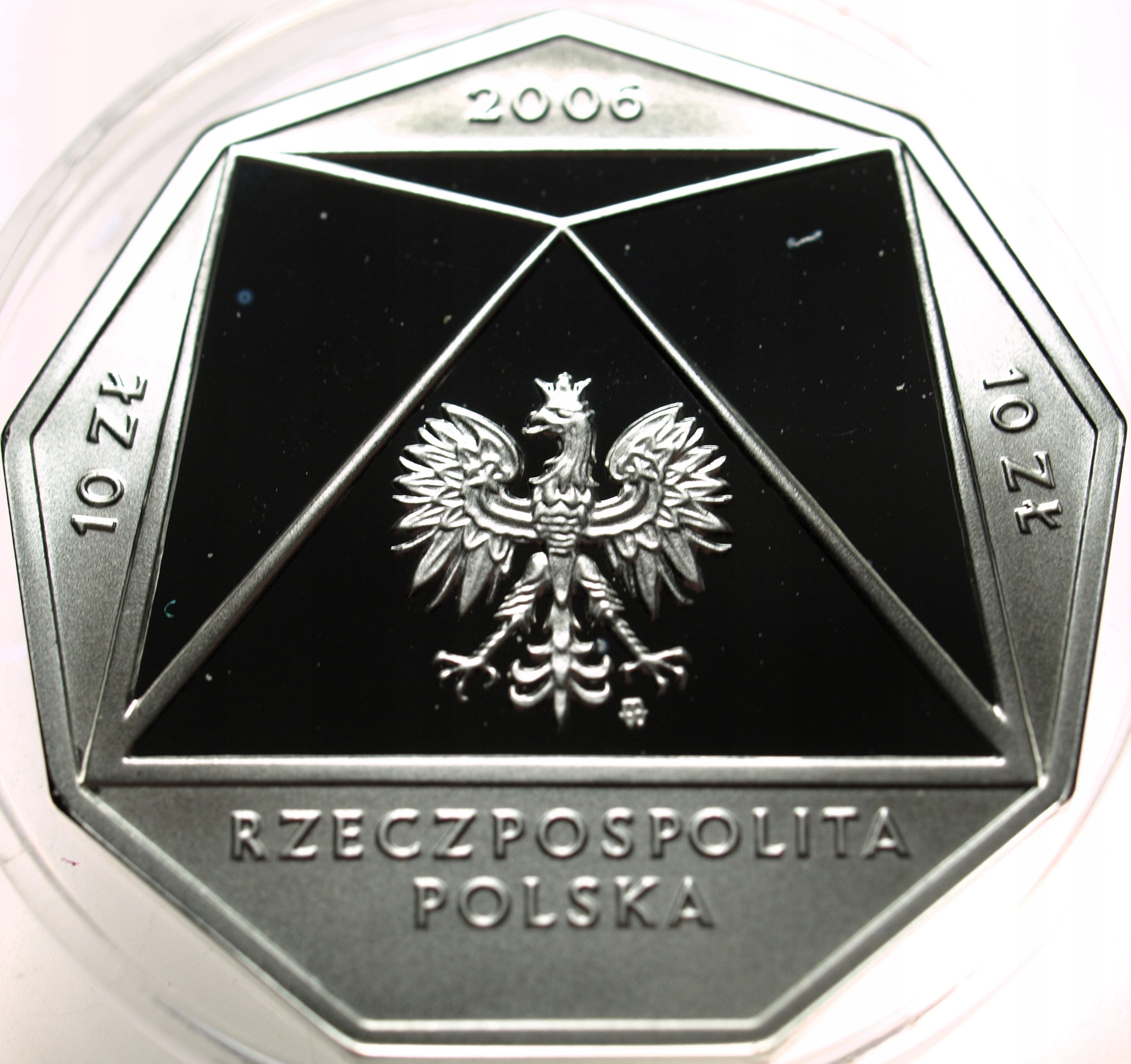 Zdjęcie 18445439002_1