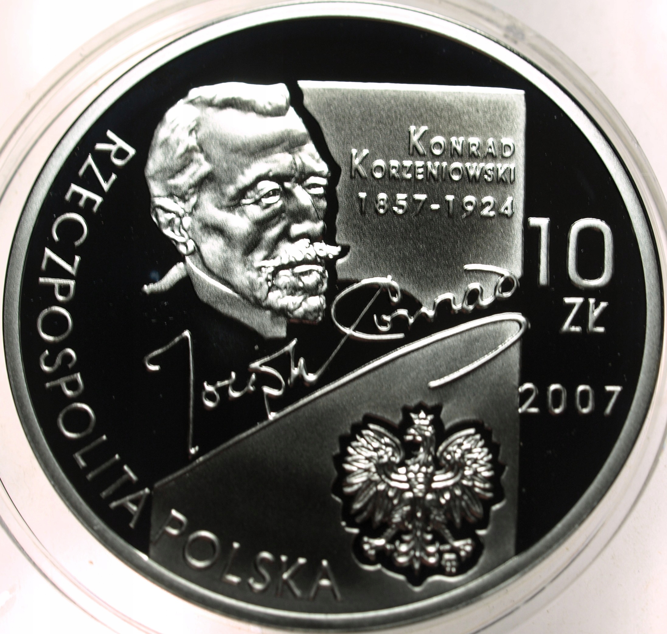 Zdjęcie 18489608863_1