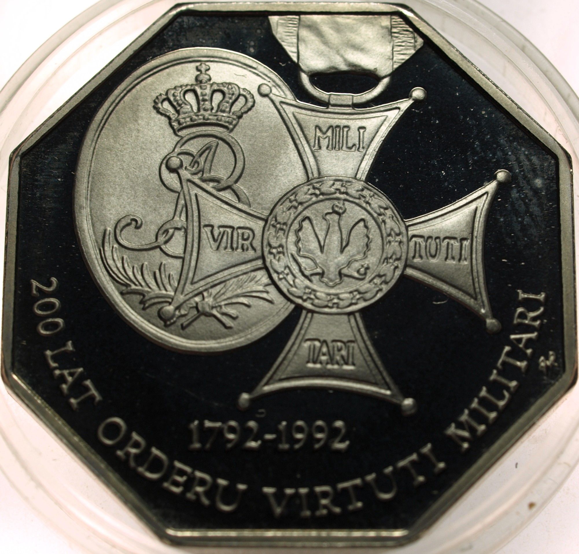 Zdjęcie 18489632463_1