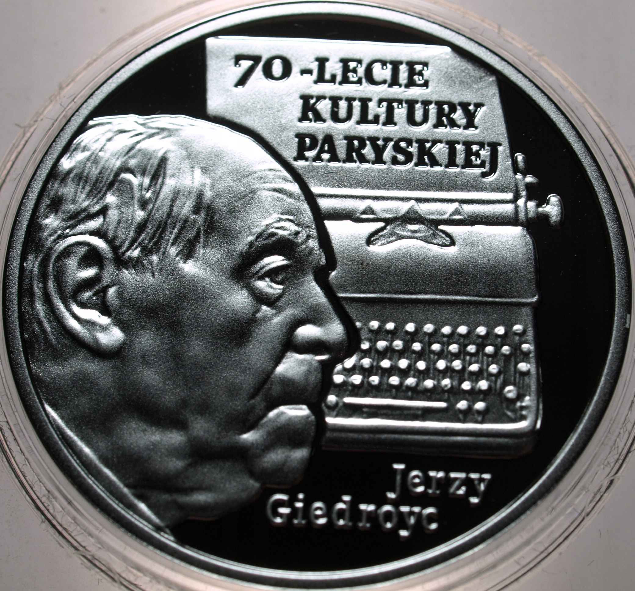 Zdjęcie 18564245027_1