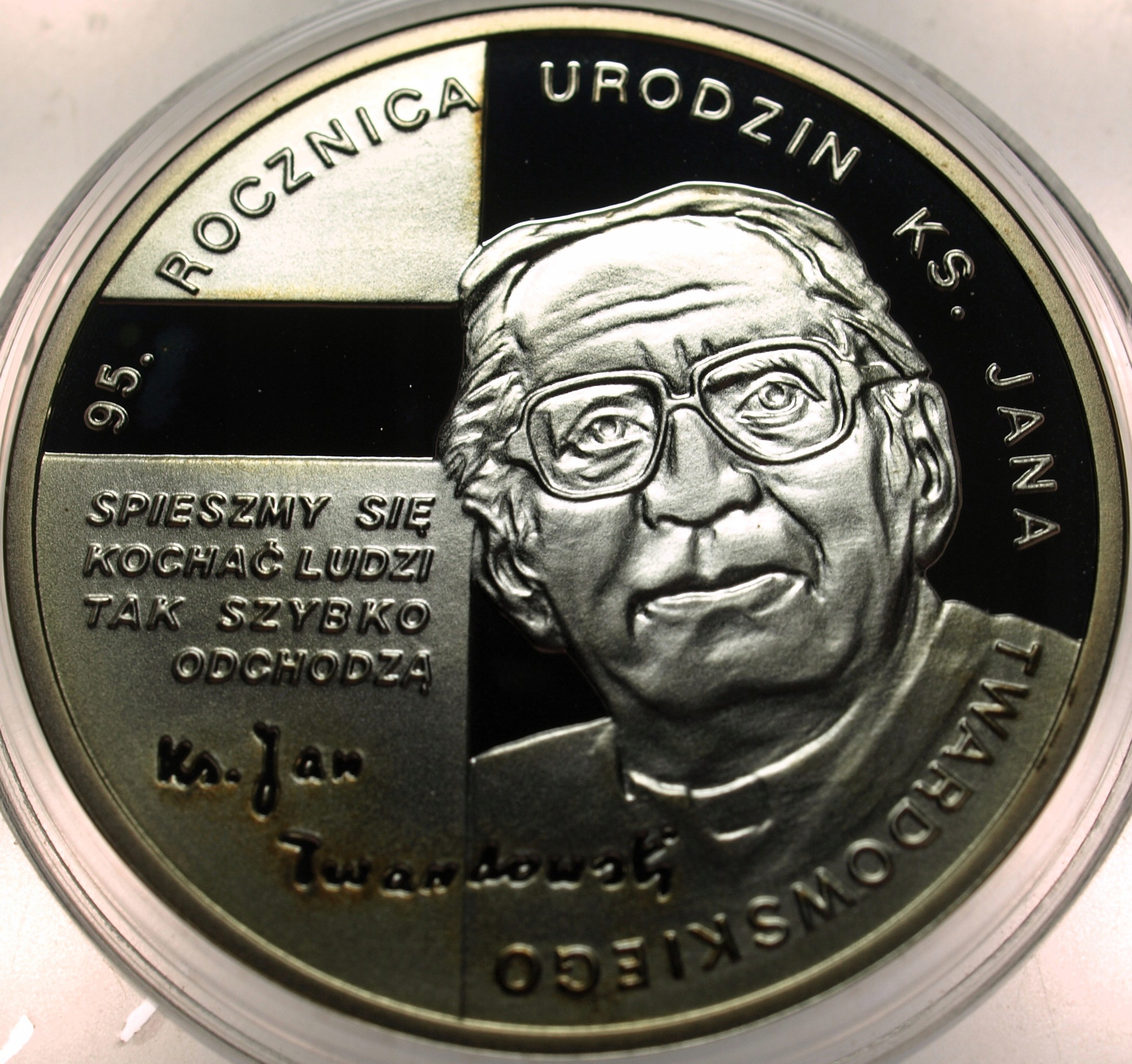 Zdjęcie 18600263781_0