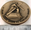 Medal Stacja II Droga Krzyżowa Jezus Bierze Krzyż Na Ramiona Swoje VERITAS