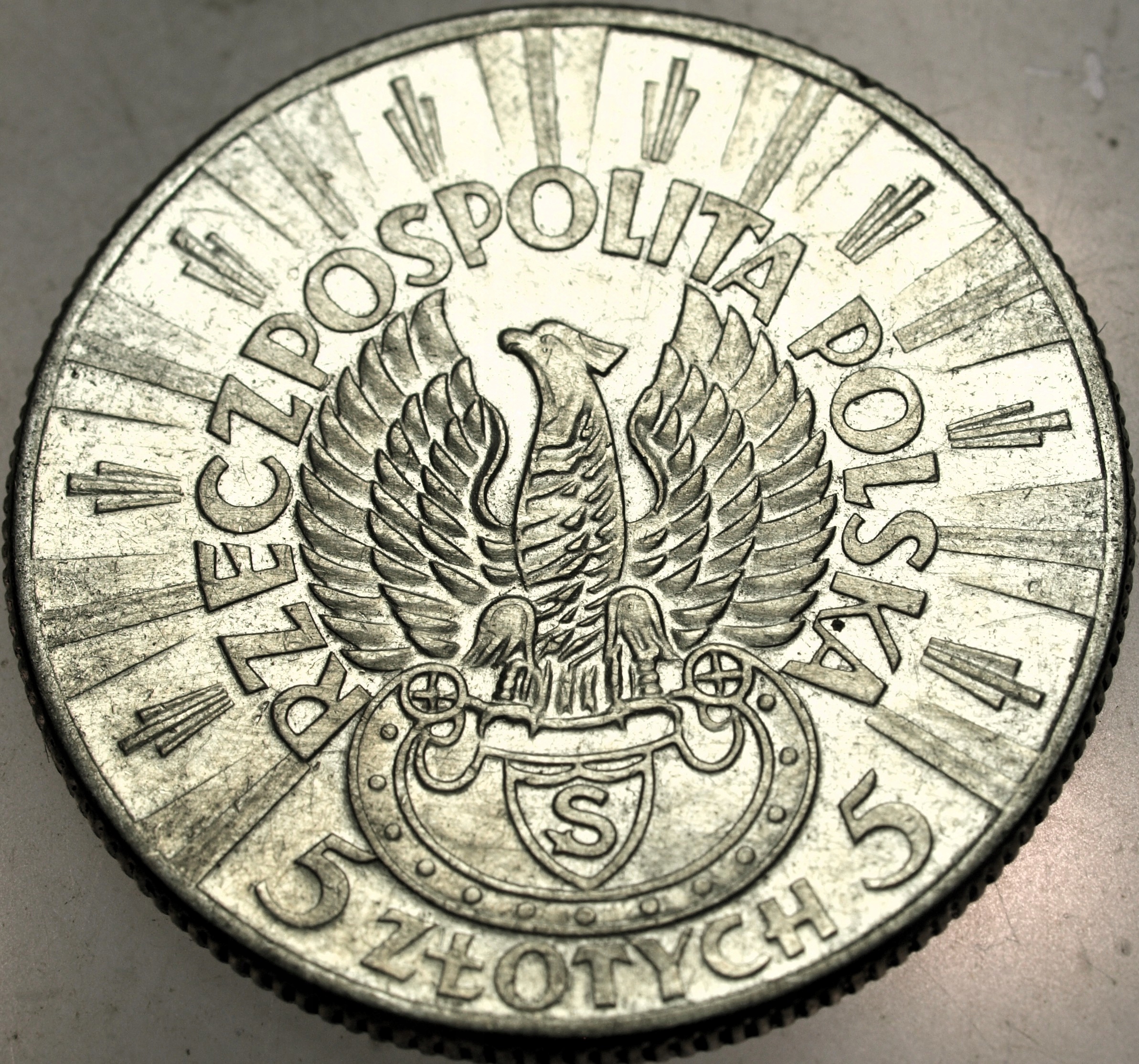 Zdjęcie 18121793937_1